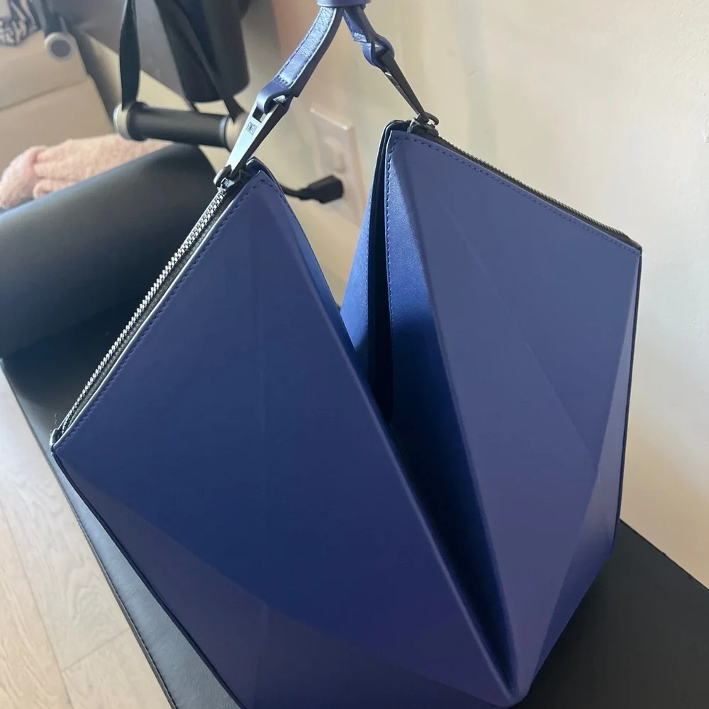 Finell Rae Structured Leather Handbag - Picture 4 of 7